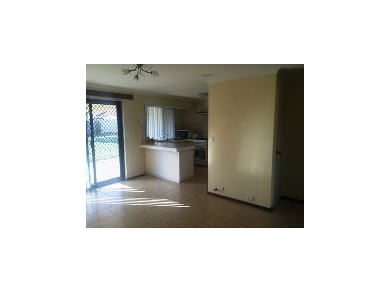 15 Gnangara Drive, Waikiki WA 6169