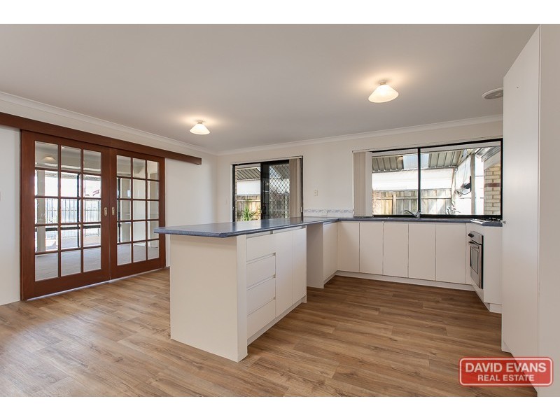 65 Ritchie Drive, Rockingham WA 6168
