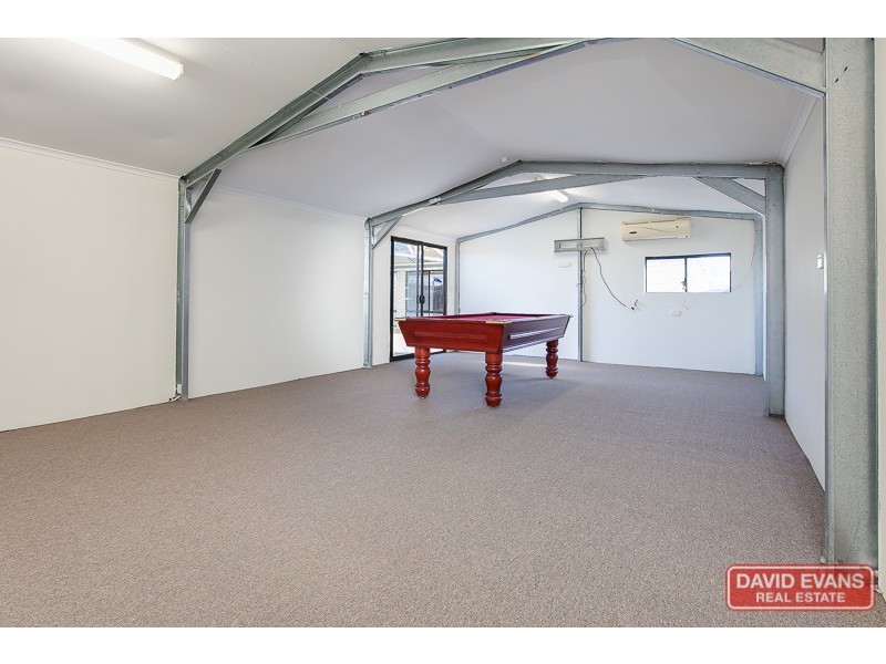 65 Ritchie Drive, Rockingham WA 6168