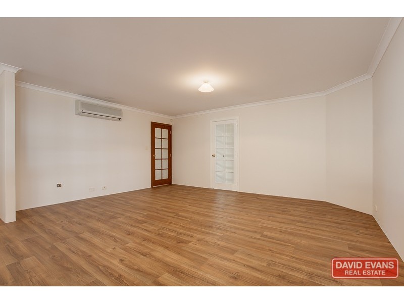 65 Ritchie Drive, Rockingham WA 6168