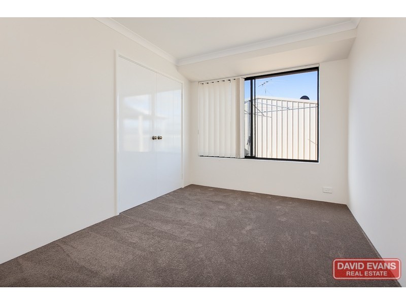 65 Ritchie Drive, Rockingham WA 6168