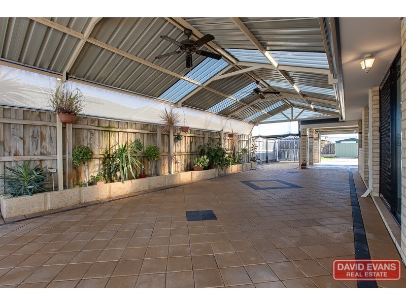 65 Ritchie Drive, Rockingham WA 6168
