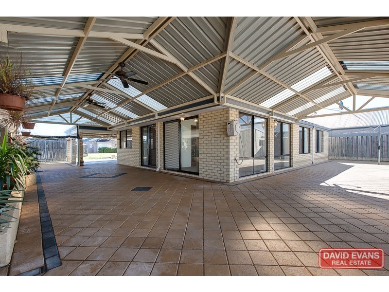 65 Ritchie Drive, Rockingham WA 6168