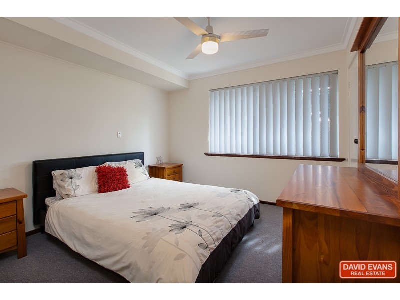 3/8 Grove Street, Shoalwater WA 6169