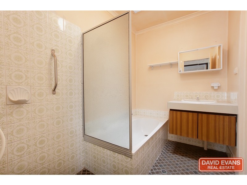 11/6 Ashford Avenue, Rockingham WA 6168