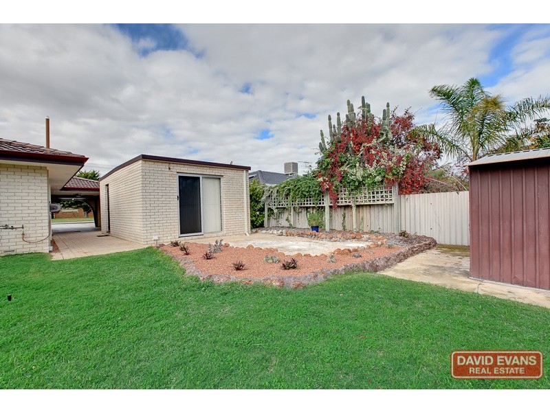 5 Haselmere Circus, Rockingham WA 6168