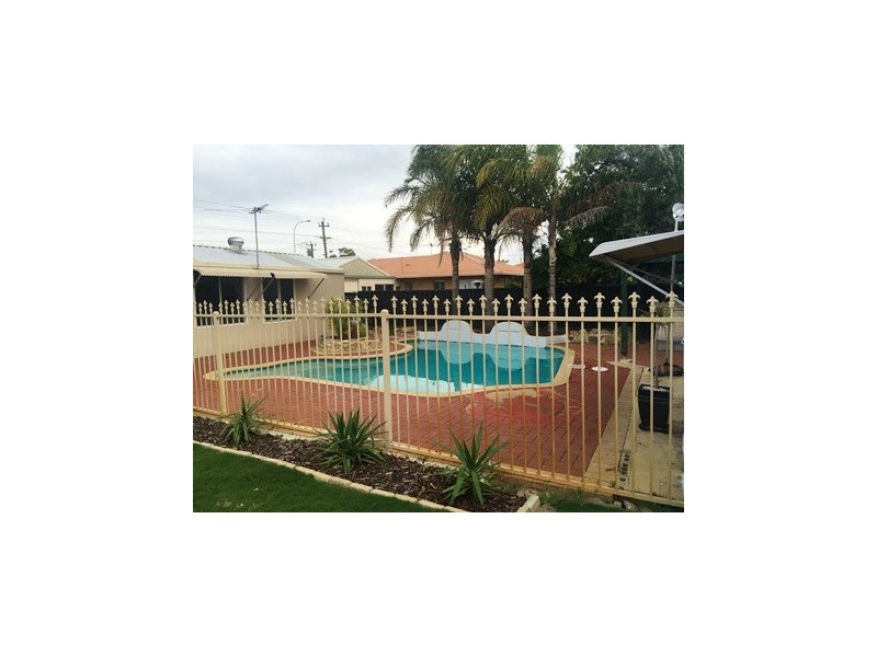 5 Goongarrie Drive, Waikiki WA 6169