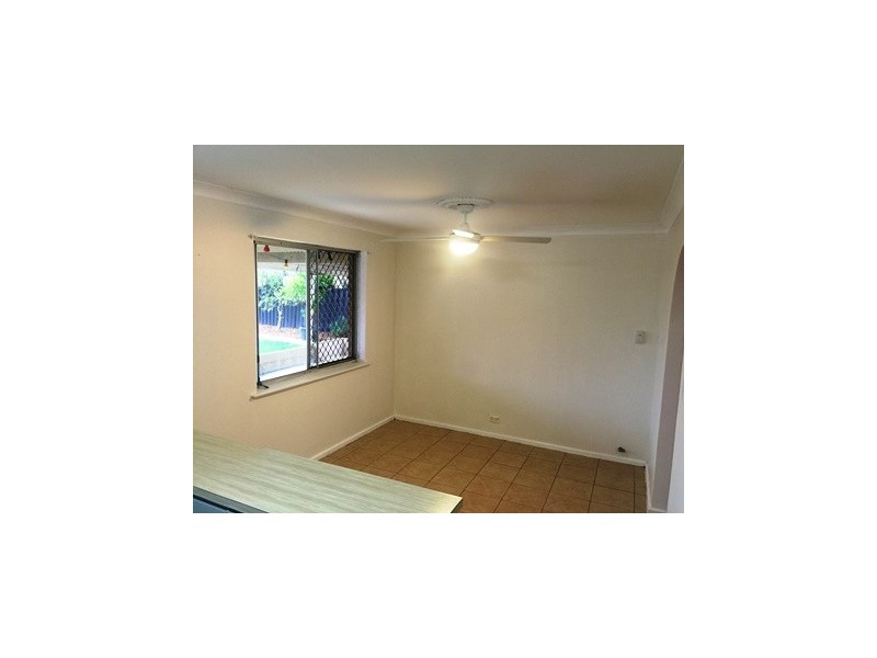 5 Goongarrie Drive, Waikiki WA 6169