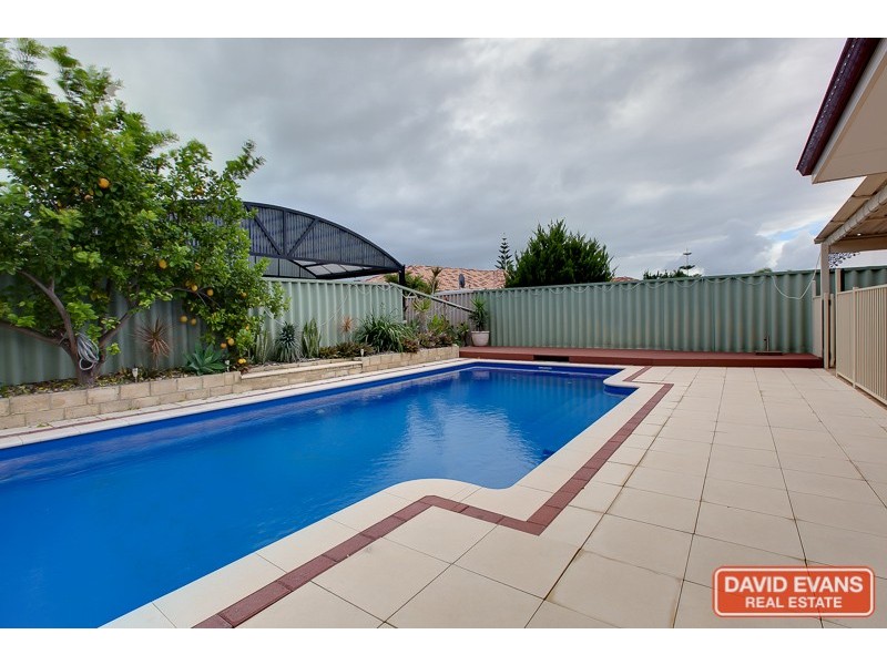 4 Maria Way, Port Kennedy WA 6172