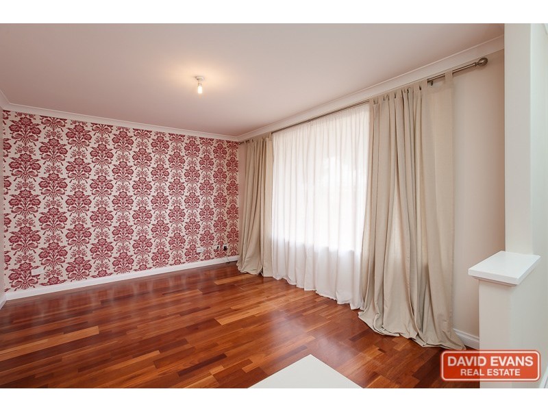 4 Maria Way, Port Kennedy WA 6172