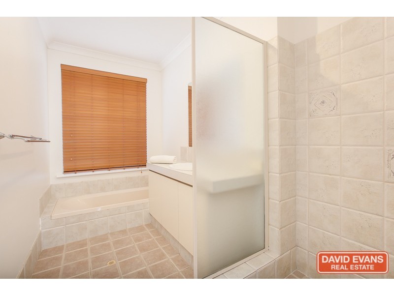 4 Maria Way, Port Kennedy WA 6172