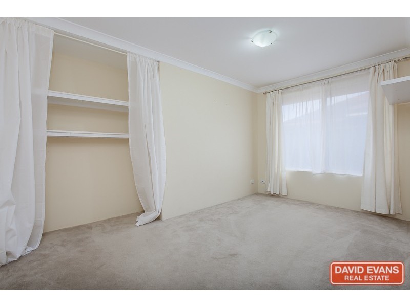 4 Maria Way, Port Kennedy WA 6172