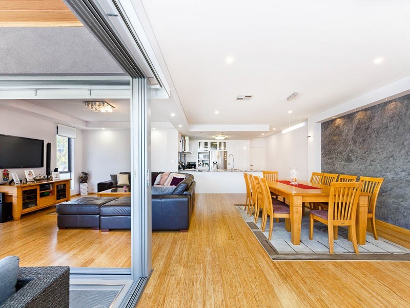 38 Emma Street, Rockingham WA 6168