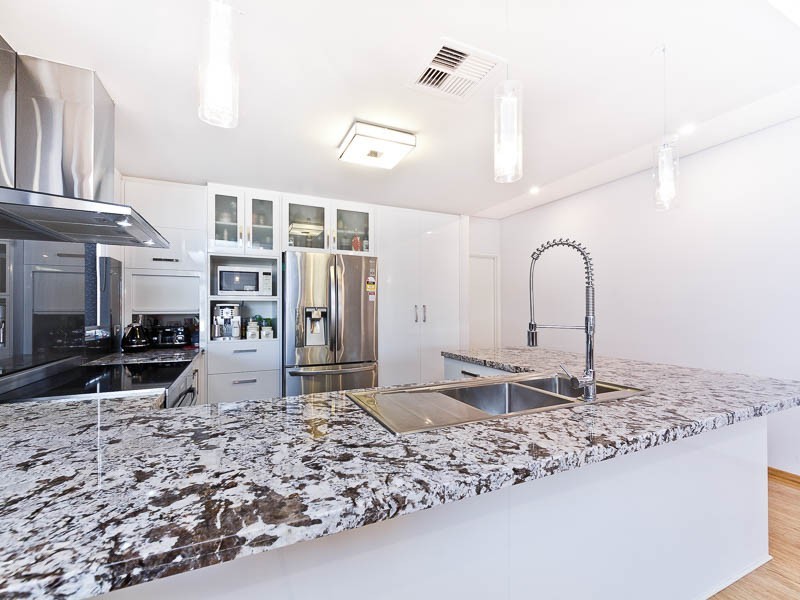 38 Emma Street, Rockingham WA 6168