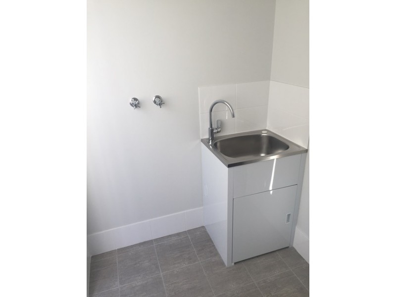 3 Dundee Way, Meadow Springs WA 6210