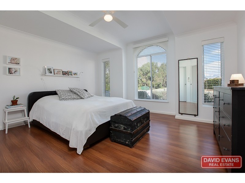 31 Salton Street, Secret Harbour WA 6173