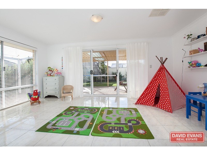 31 Salton Street, Secret Harbour WA 6173