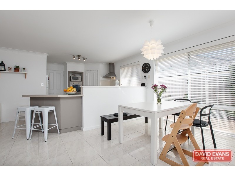 31 Salton Street, Secret Harbour WA 6173