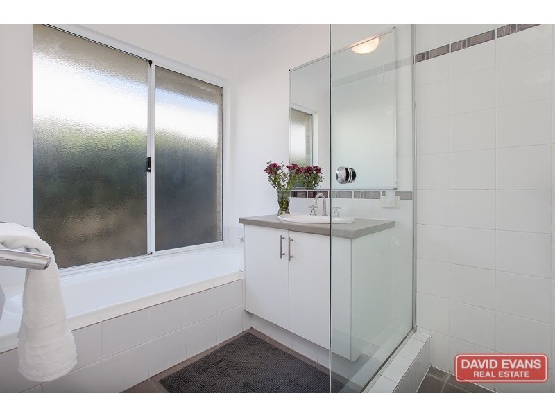 31 Salton Street, Secret Harbour WA 6173