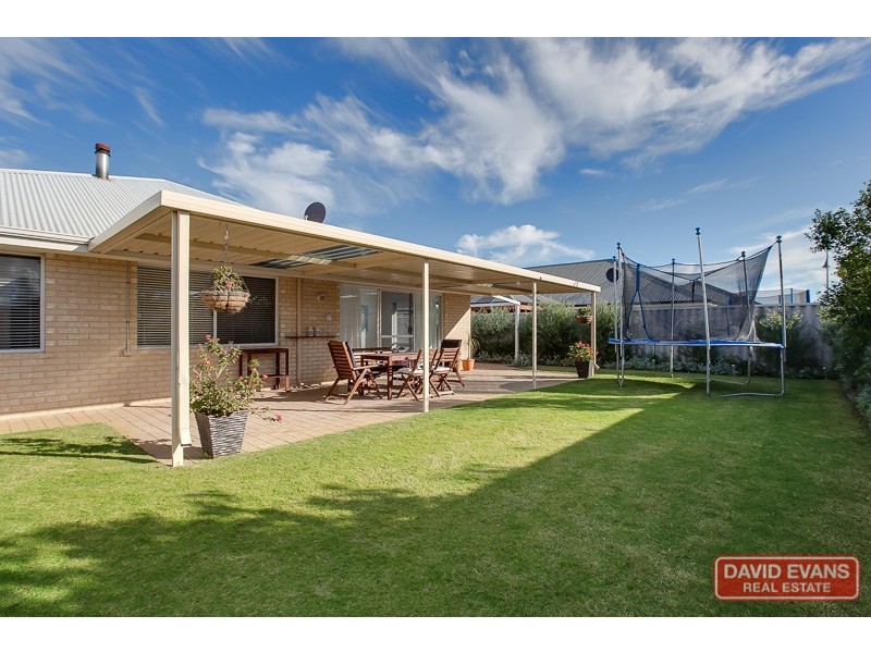 31 Salton Street, Secret Harbour WA 6173