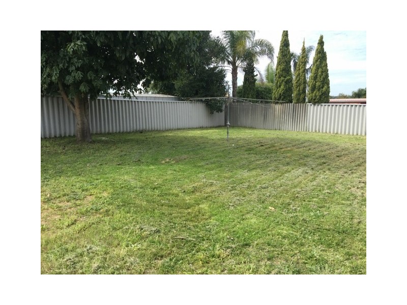 45 Kenton Way, Calista WA 6167
