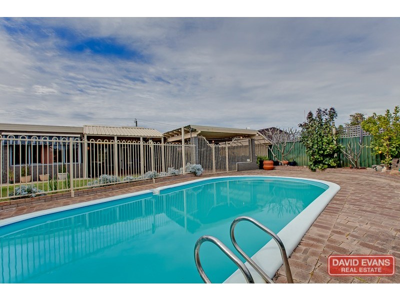 28 June Road, Safety Bay WA 6169