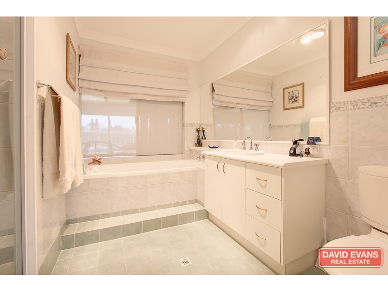 28 June Road, Safety Bay WA 6169