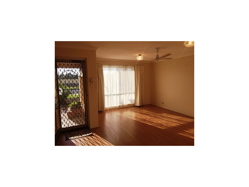 1/12 McNicholl Street, Rockingham WA 6168