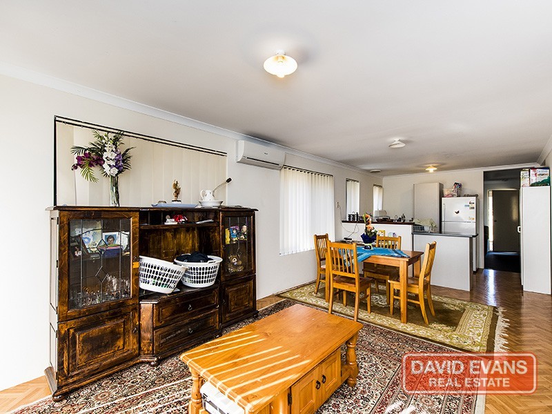 17 Antrim Way, Bertram WA 6167