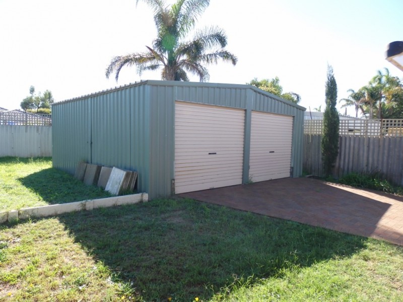 11 Tobin Way, Cooloongup WA 6168