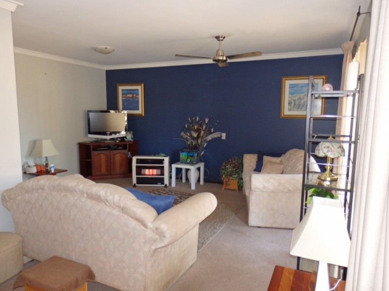 11 Tobin Way, Cooloongup WA 6168