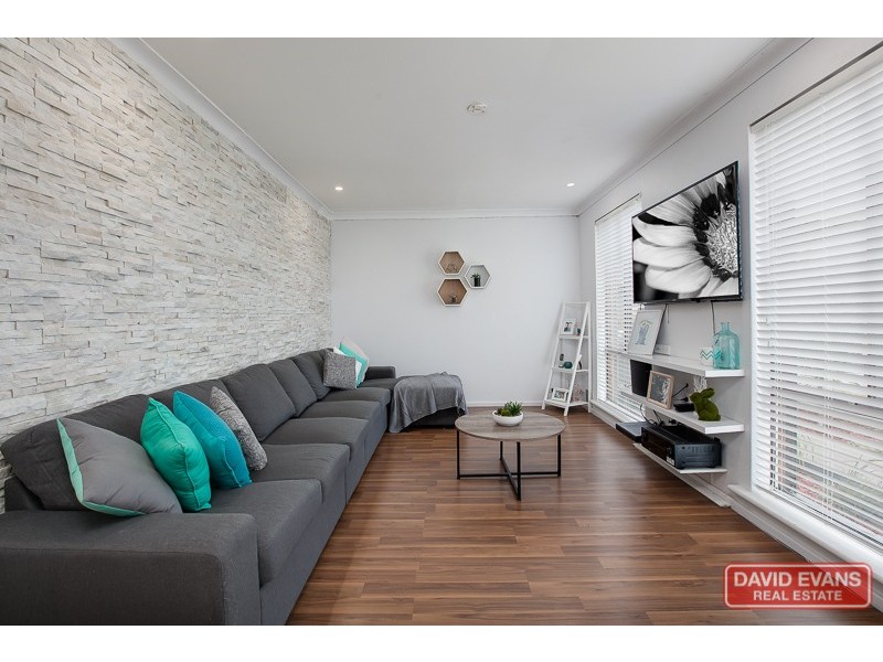 60 Kenton Way, Rockingham WA 6168