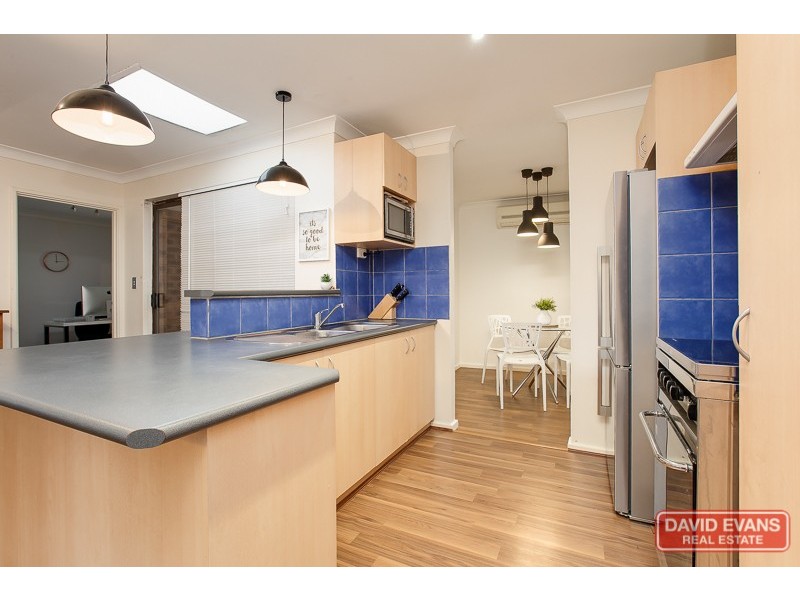 60 Kenton Way, Rockingham WA 6168