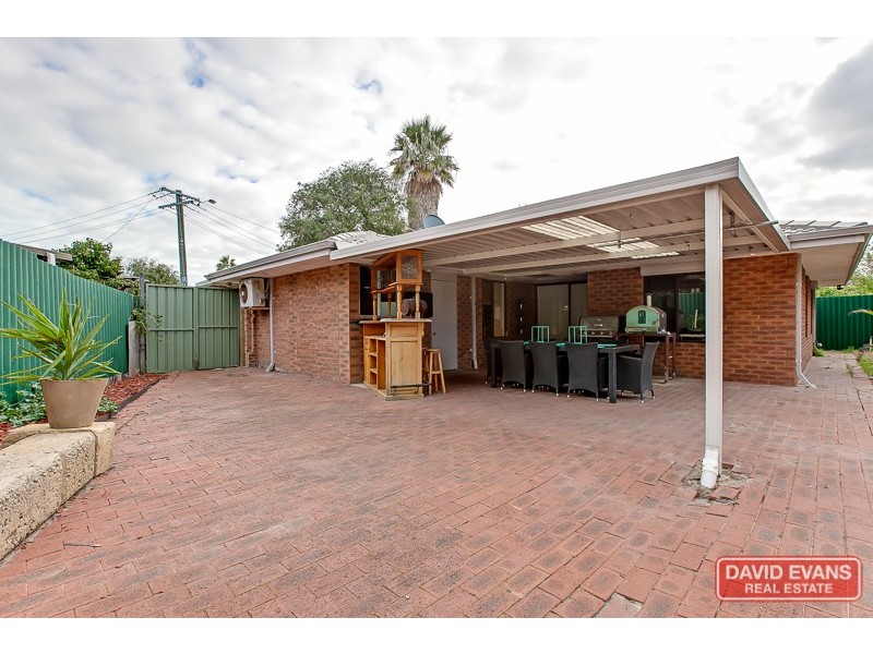 60 Kenton Way, Rockingham WA 6168