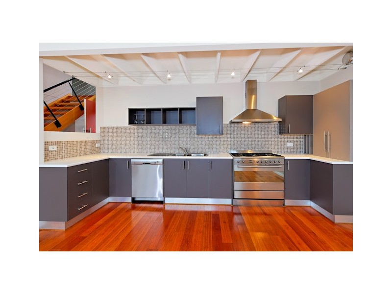 4 Kingfisher Lane, Maribyrnong VIC 3032