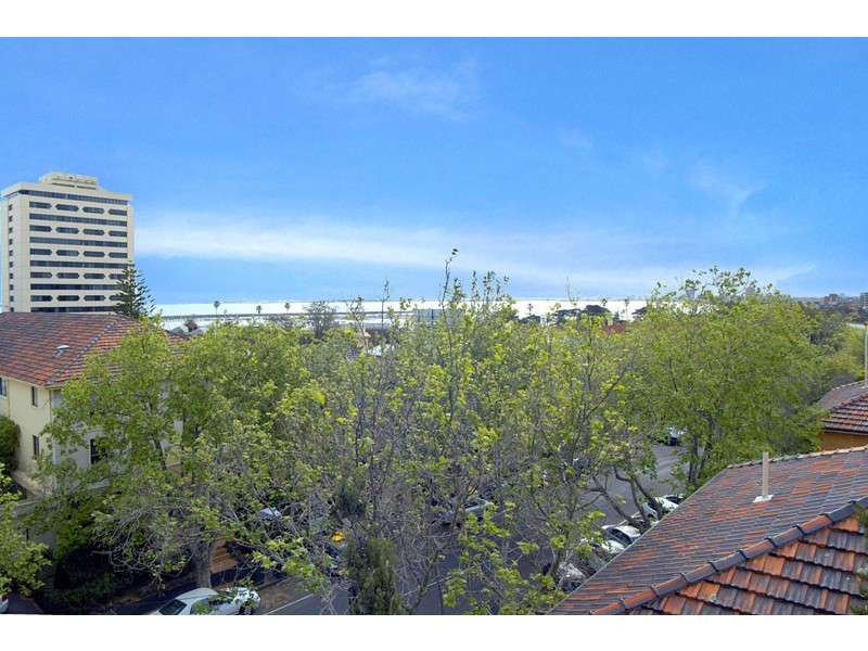 21/12 Acland Street, St Kilda VIC 3182