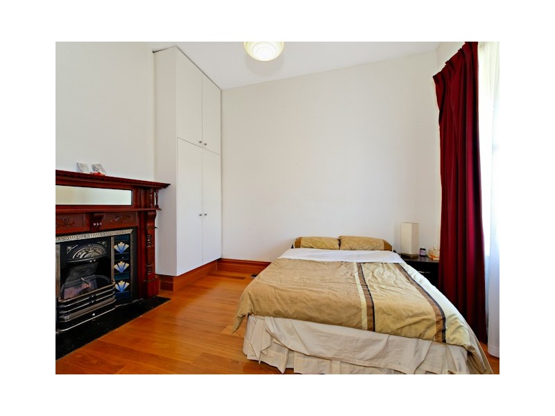 7 Merton Place, Albert Park VIC 3206