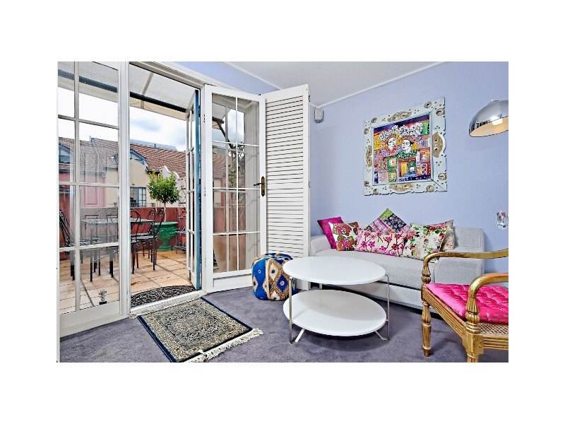 St Kilda VIC 3182