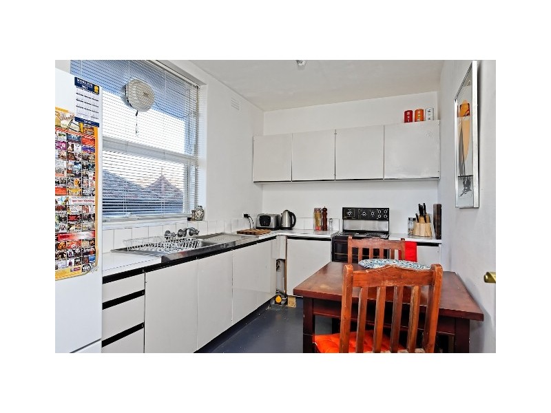 6/14 Deakin Street, St Kilda West VIC 3182