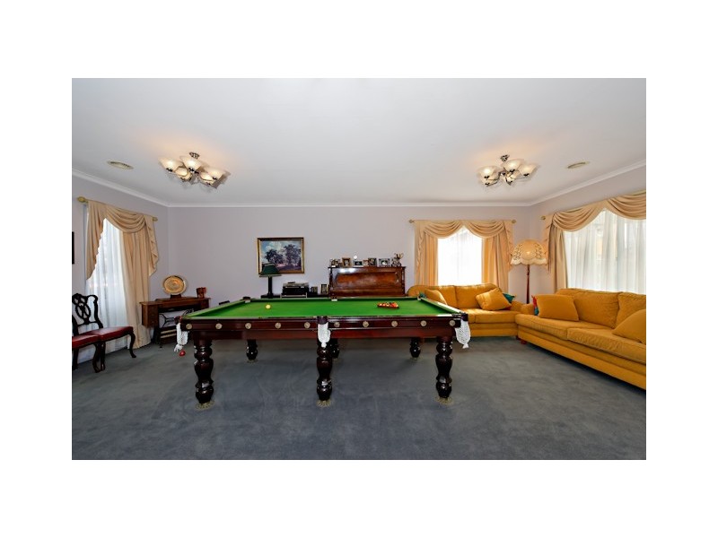 Caroline Springs VIC 3023