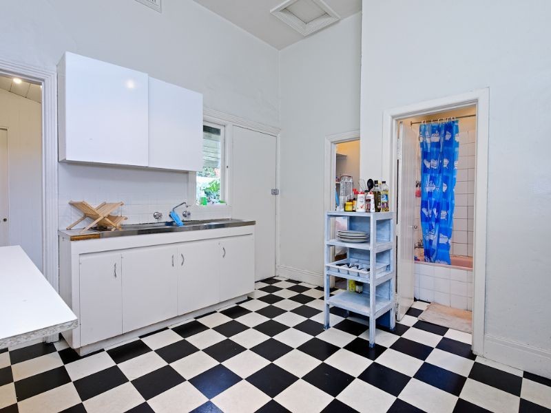 83 Dickens Street, Elwood VIC 3184