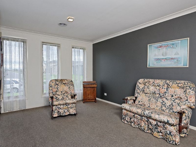 55 Juniper Avenue, Point Cook VIC 3030