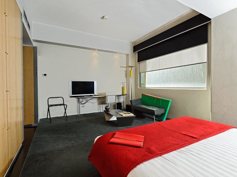 Melbourne VIC 3000