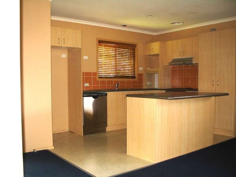 18 Gayle, Southport QLD 4215