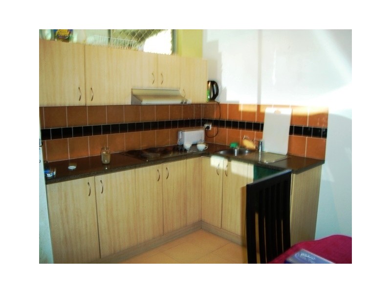 18 Gayle, Southport QLD 4215