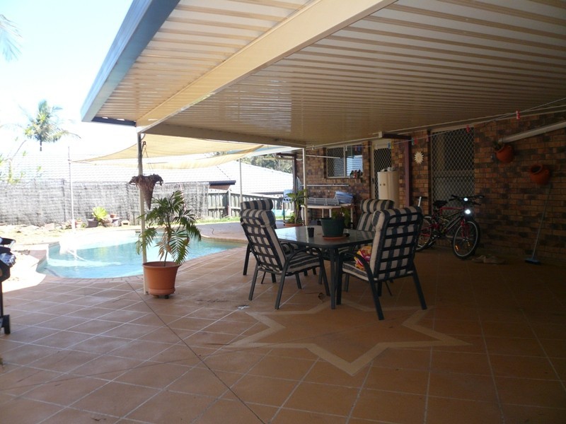 10 Irwin St, Parkwood QLD 4214