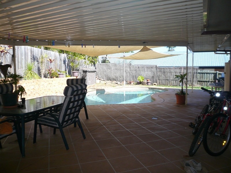 10 Irwin St, Parkwood QLD 4214