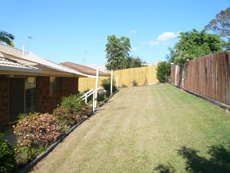 28 Allied Drv, Arundel QLD 4214