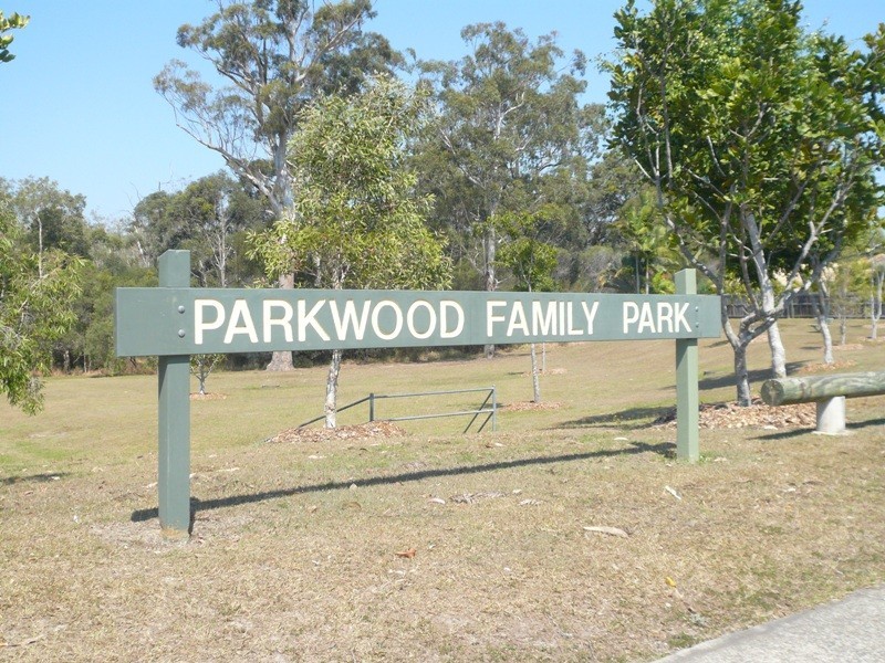 85 Henry Cotton Drv, Parkwood QLD 4214