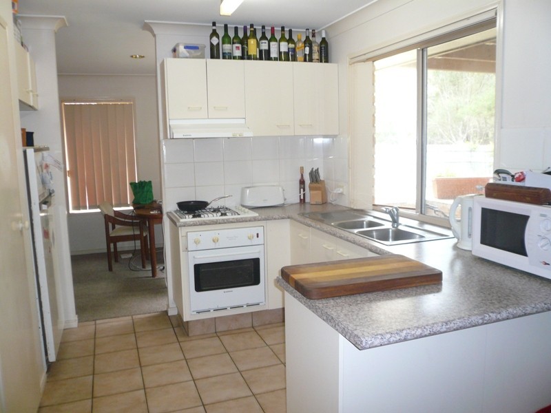 14 Floyd Ct, Parkwood QLD 4214